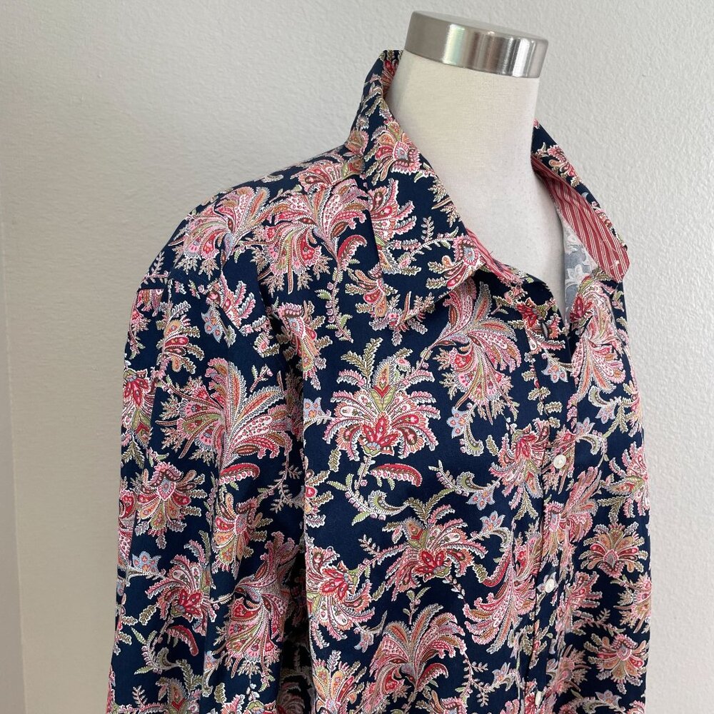 Chaps Womens Plus 2X No Iron Button Up Blouse‎ Navy Pink Paisley Long Sleeve Top - Picture 2 of 8